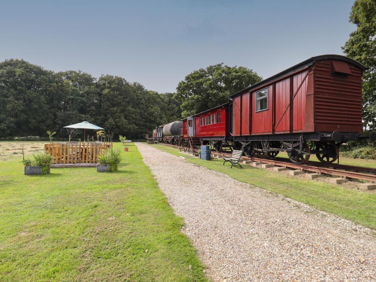 The Carriage At High Barn Heritage Halstead  Exterior photo